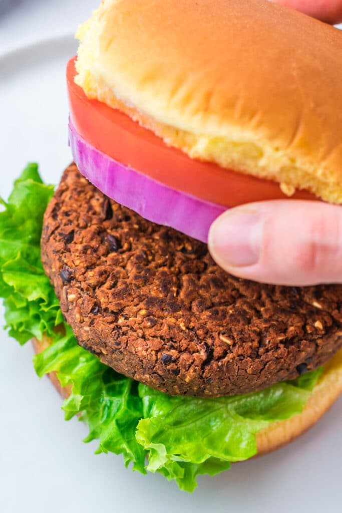 Easy Vegan Black Bean Burgers {Only 5 Ingredients} Ready in 15 Minutes