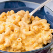 Healthier mac and cheese in blue bowl.