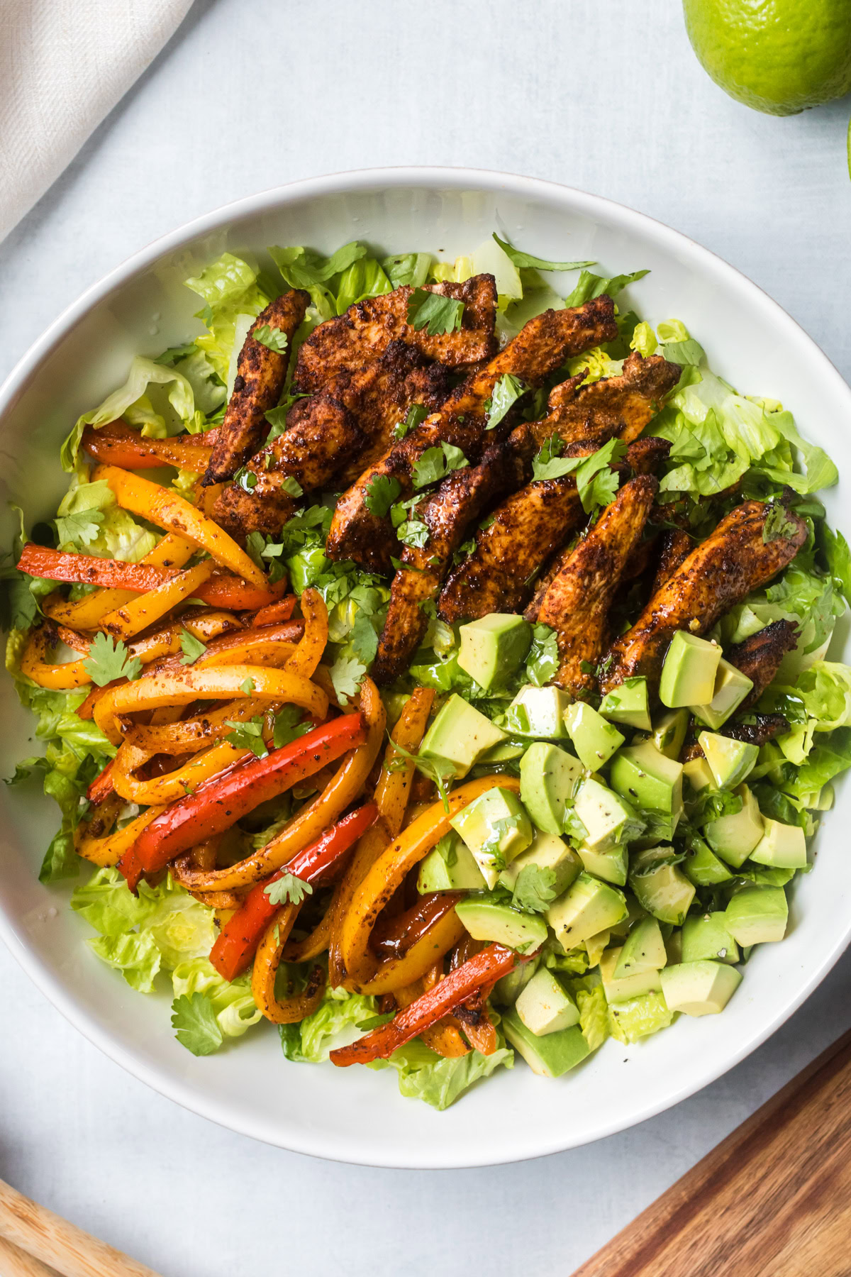 Chicken Fajita Salad with chicken and peppers. 